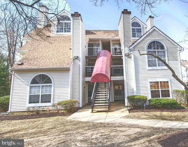 Building Photo - 1007 Fallcrest Ct Unit 4-104