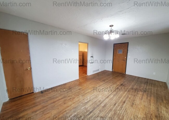 Photo - 9 N Frederick Ave Unit Apt 2