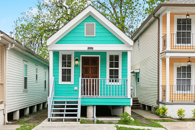 Building Photo - 2014 Pauger St Rental