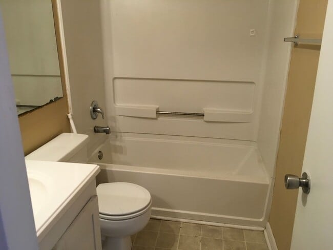 Photo - 220-323 Elm St. Unit 323 - A