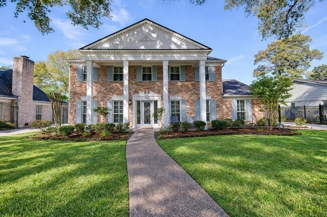 Building Photo - 407 Southchester Ln