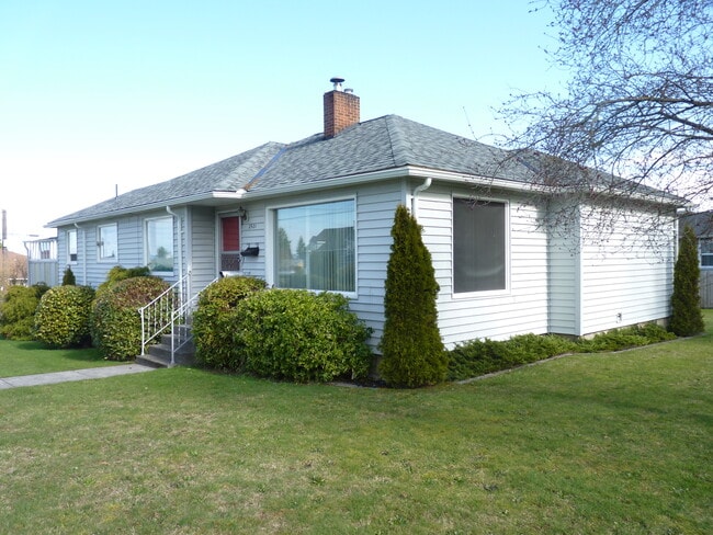 Photo - 2521 S Laurel St House