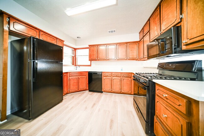 Photo - 165 Gingercake Ct