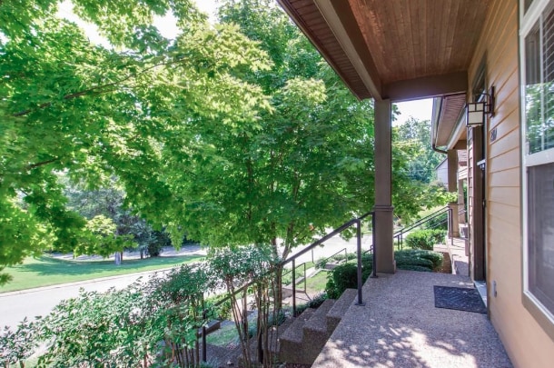 Photo - 2364 Zermatt Ave