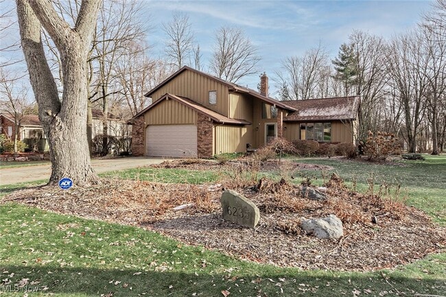 Photo - 6235 Sunnywood Dr