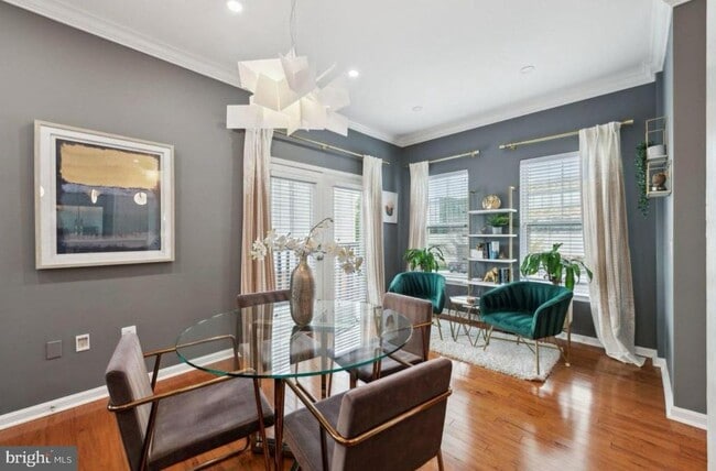 Photo - 401 Woodcrest Dr SE