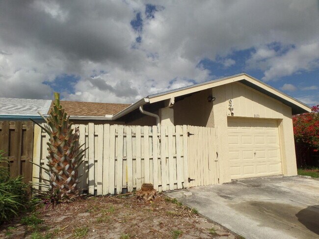 Photo - 8633 Pluto Terrace