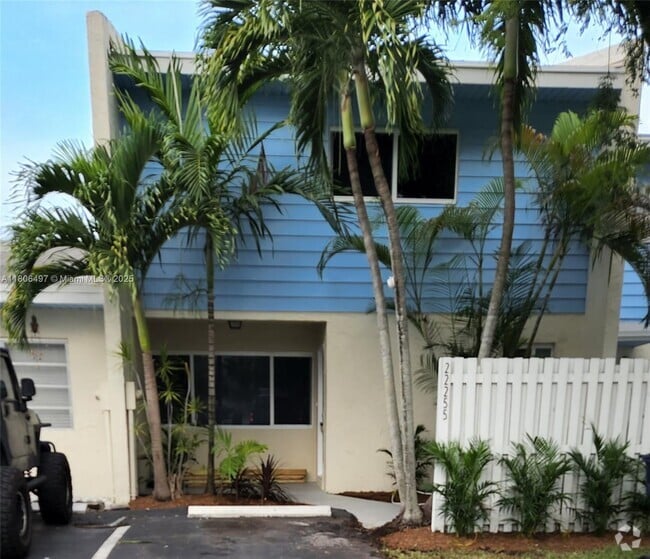 Building Photo - 22255 SW 103rd Ave Rental