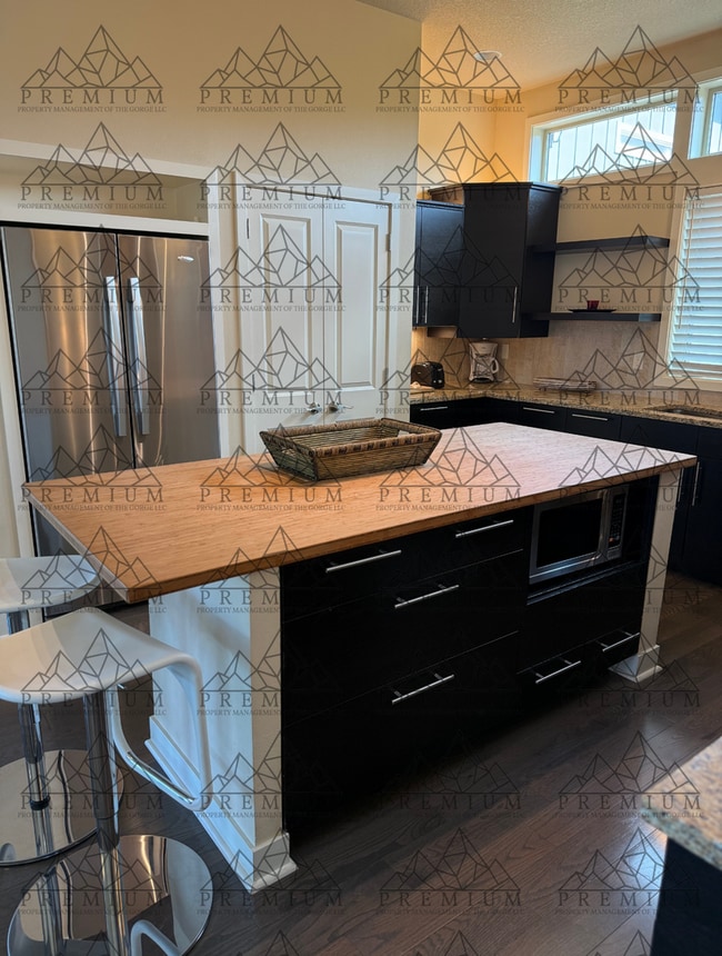 Photo - 2 BED 2 BATH FULLY FURNISHED HOME!!!