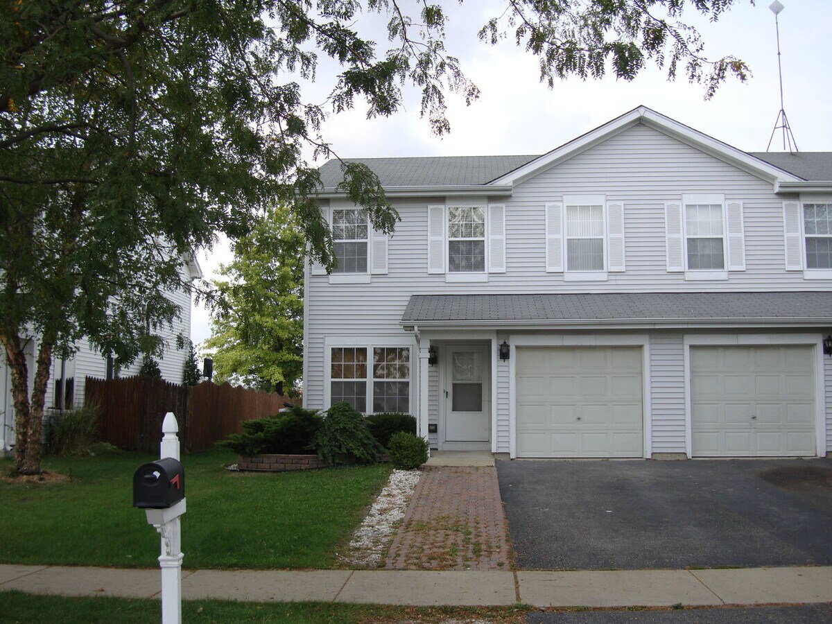 Photo - 2835 Cedar Glade Dr Townhome