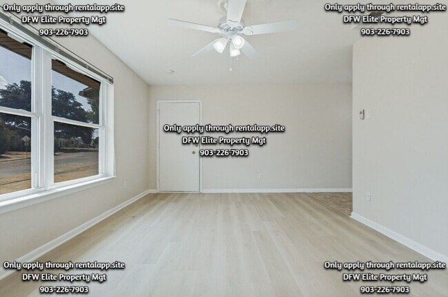 2705 Patricia Ln