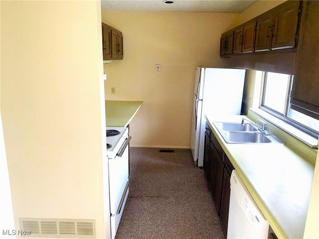 Photo - 123 Orchard Dr