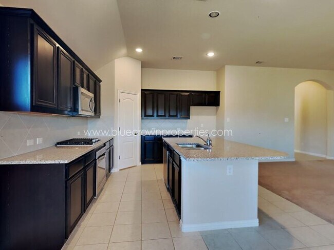 Photo - 1618 Sherwood Dr