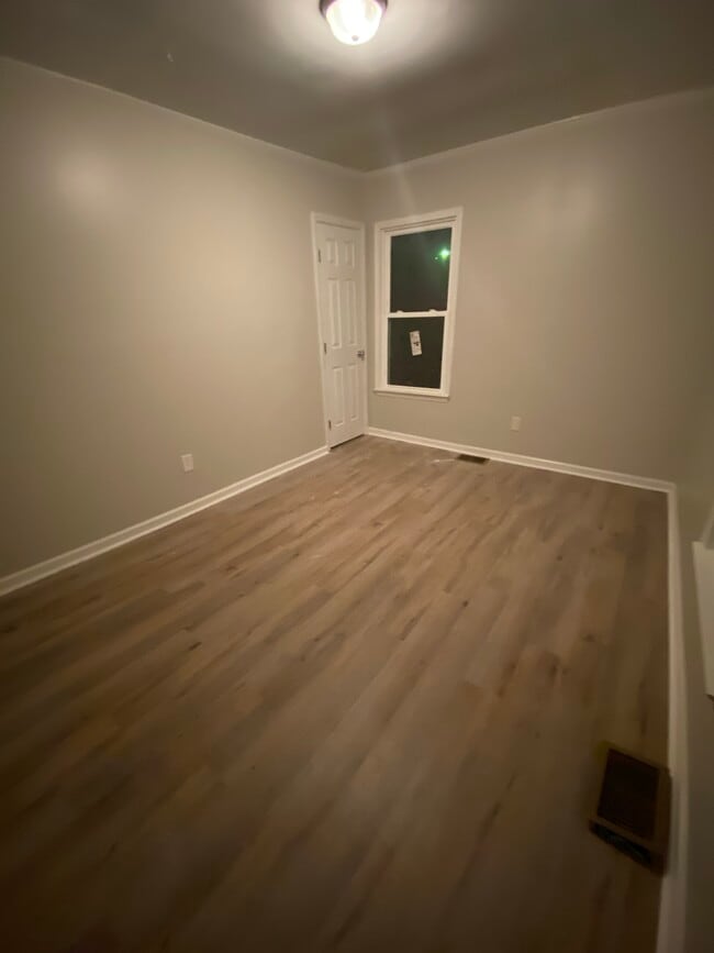 Photo - Yellow Fully Renovated Two Bedroom Cottage