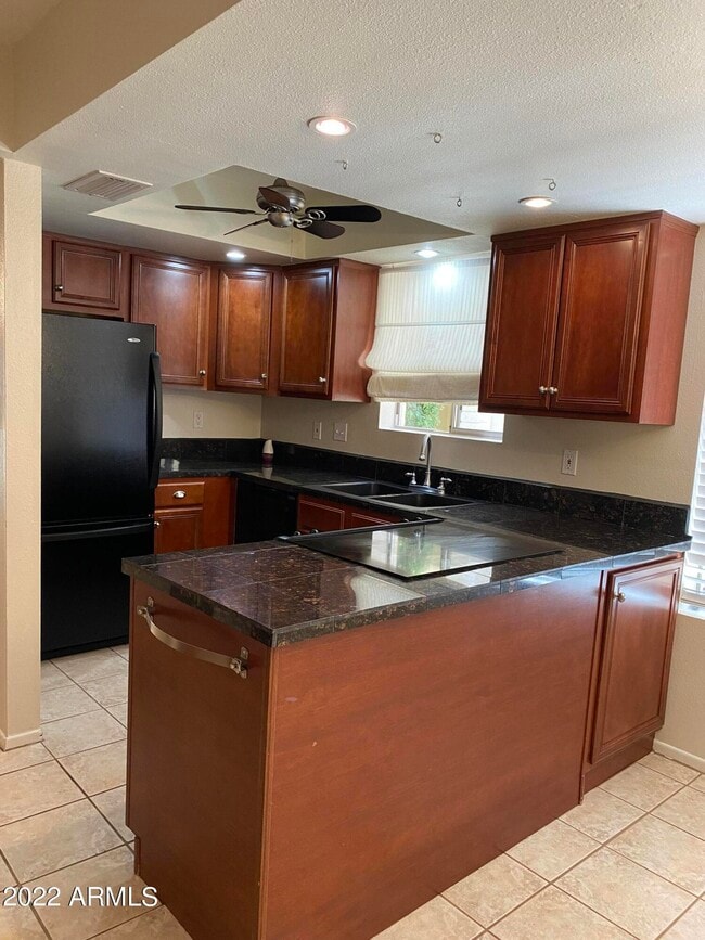 Photo - 4925 N 73rd St