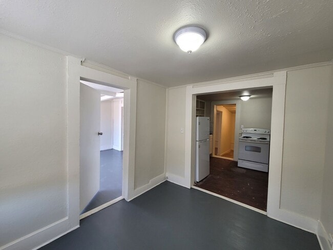 Building Photo - 1334/1336 Rigsby Unit 1336 Rigsby 1 Rental