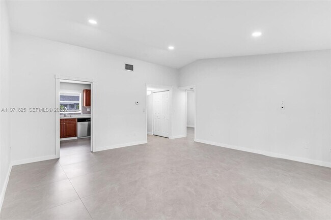 Photo - 10383 SW 209th Ln