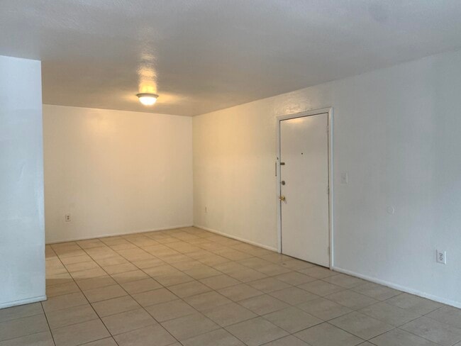 Photo - 431 Executive Center Dr Unit 206