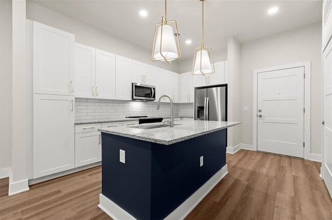 Photo - 2648 Sandy Plains Rd Unit 109