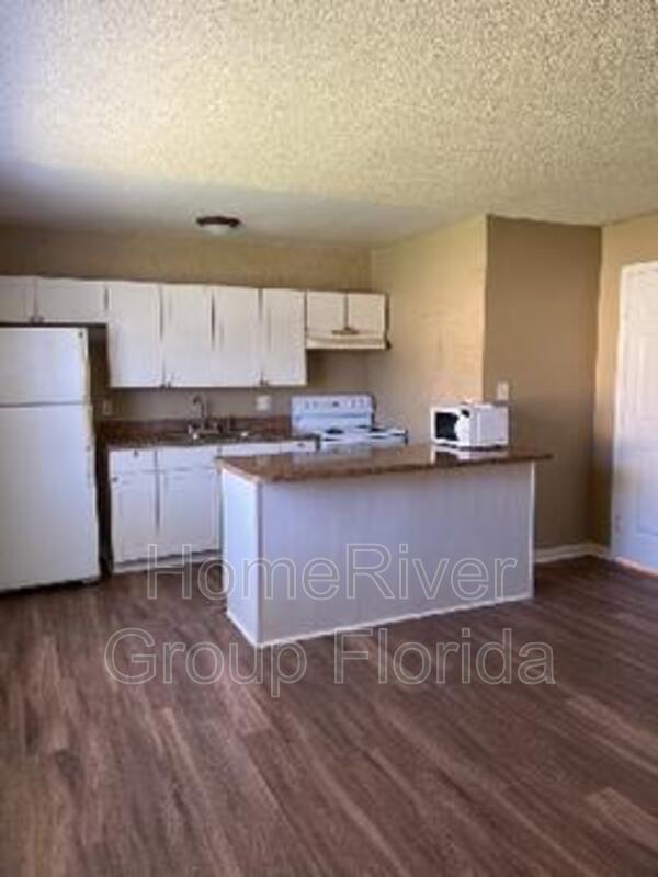 Photo - 11600 Mendel Dr Unidad Apt 6