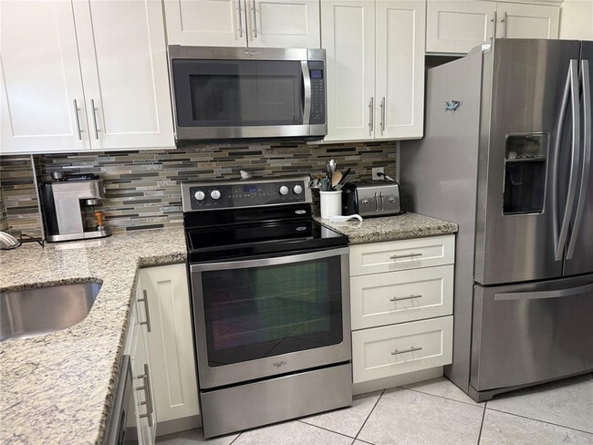 Photo - 1161 Hillsboro Mile Unit 305