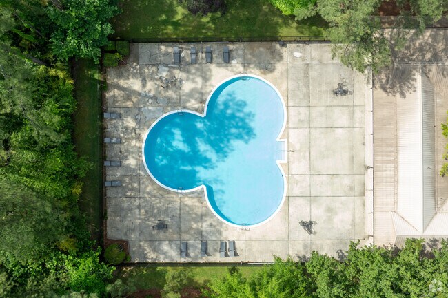 Photo - Four Seasons Condos