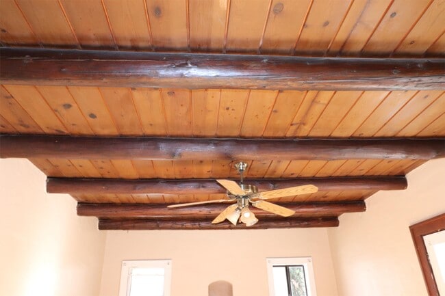 Photo - 407 Vassar Dr SE