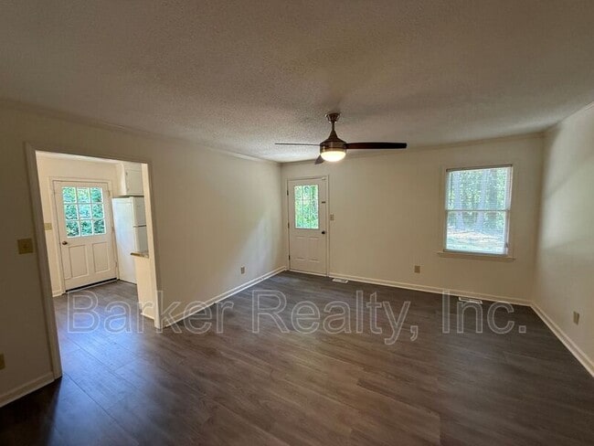 Photo - 1506 Mc Donald Ave