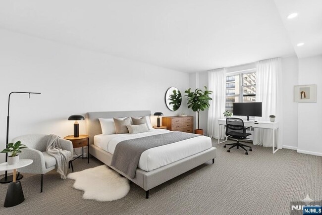 Photo - 1450 Palisade Ave Unit 4L