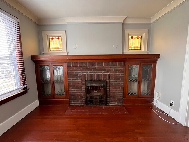 Photo - 1333 Beaconsfield Ave Unidad 1333