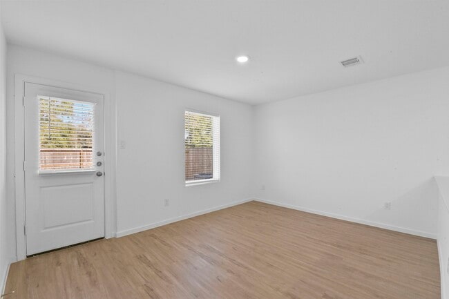 Photo - 21455 Carosella Dr