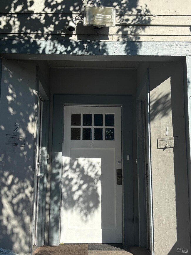 Photo - 415 College Ave Unit 4