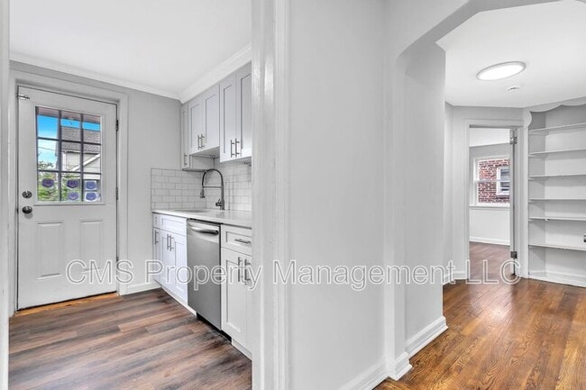 401 Sanford Ave Unit 1