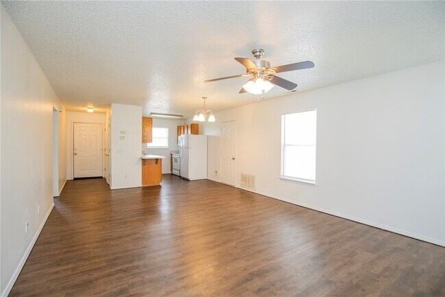Photo - 2509 Parkcrest Dr