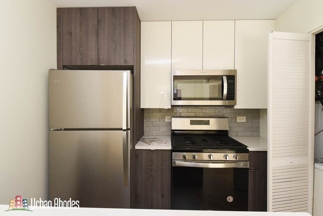 Photo - 935 W Grace St Unit A05C