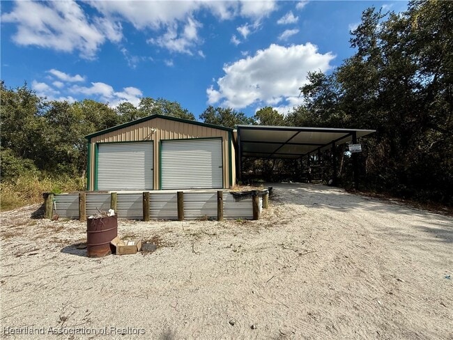 Photo - 2092 SW Nassau