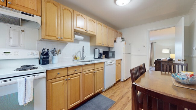 Photo - 99 Chestnut St Unit 5