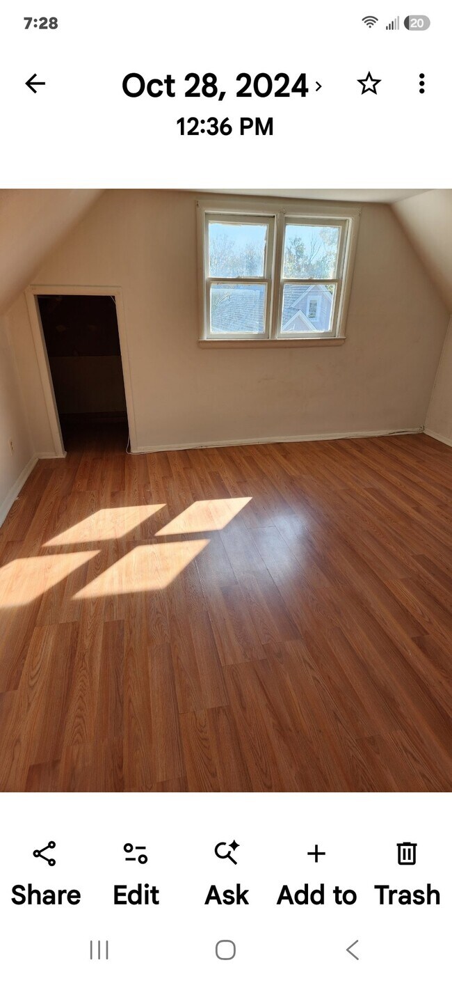 13 Grove Pl Unit 3 Rear