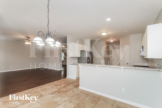 Photo - 200 Mirramont St