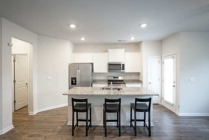 Photo - 950 Quaint Parish Cir