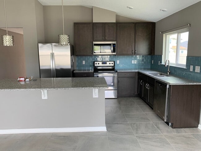 Photo - Beautiful 3 Bedroom, 2 Bath Home in the He...