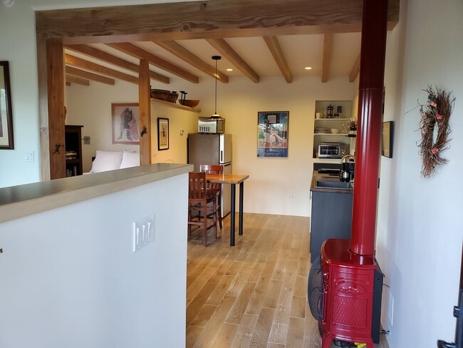 Photo - 115 Valencia Rd Unit Studio Suite