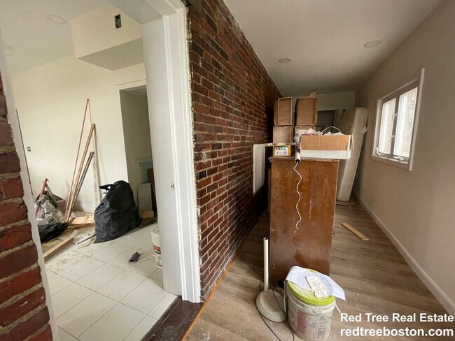 Photo - 16 Copenger St Unit 2