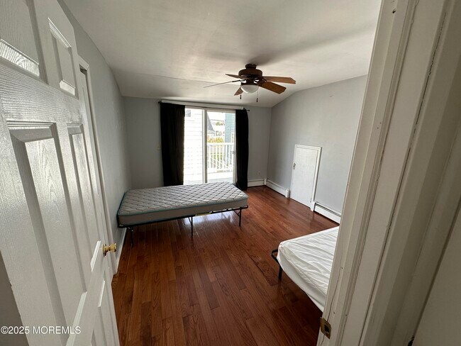 Photo - 113 19th Ave Unit REAR