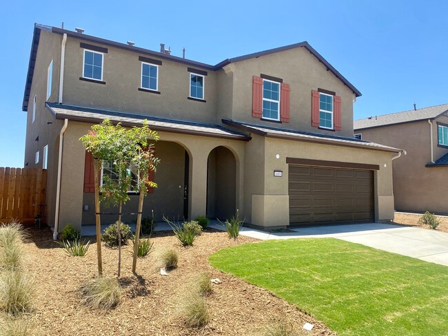 Photo - 5 Bedroom In Clovis Unified School District