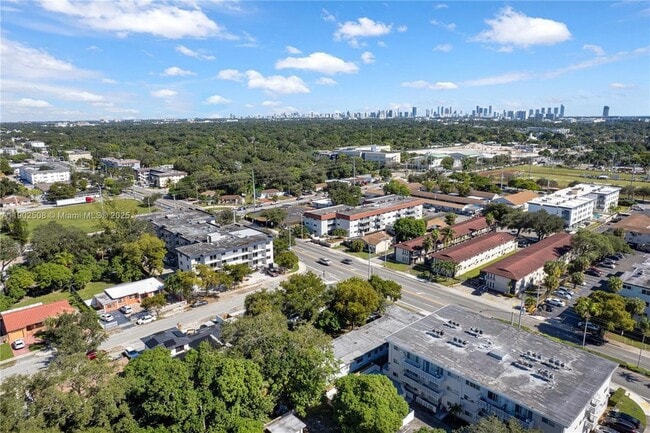 Photo - 13390 NE 6th Ave Unidad 11