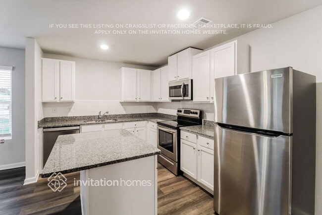 Photo - 441 Amelia Ln