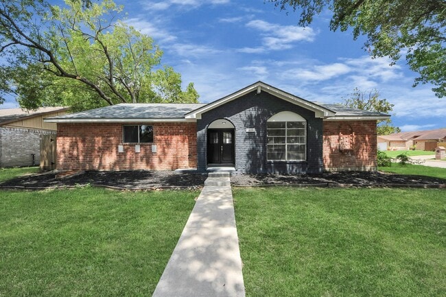 Photo - 3400 Surrey Ln Casa