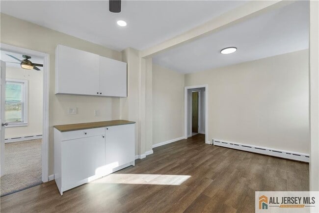 Photo - 124 S 7th Ave