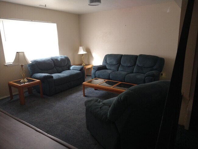 Photo - 1012 Bowe Pl